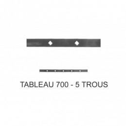 fer forgé Traverse poinçonnée sur mesure HAUTEUR 700 mm tableau Plat 35x8 - Ref TR7-14-70